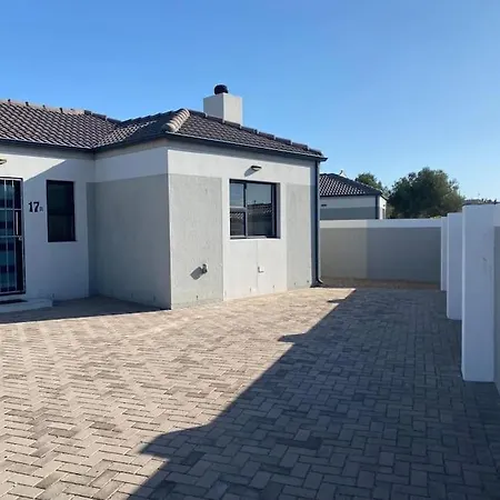 17 On Sleigh Apartment Langebaan Exterior photo